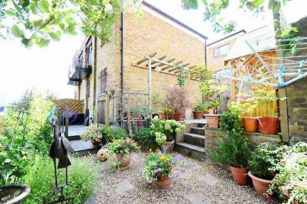 Appartamento Amazing Location - Of London- 2 Bedroom Stunning Canal View House With Private Garden,parking & Balcony